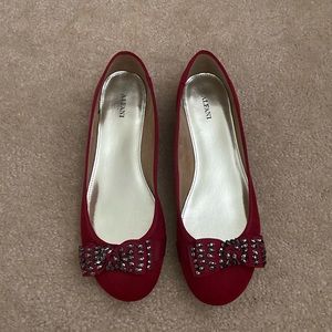 Alfani Red with bow flats size 11